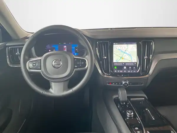 VOLVO V60 (8/21)