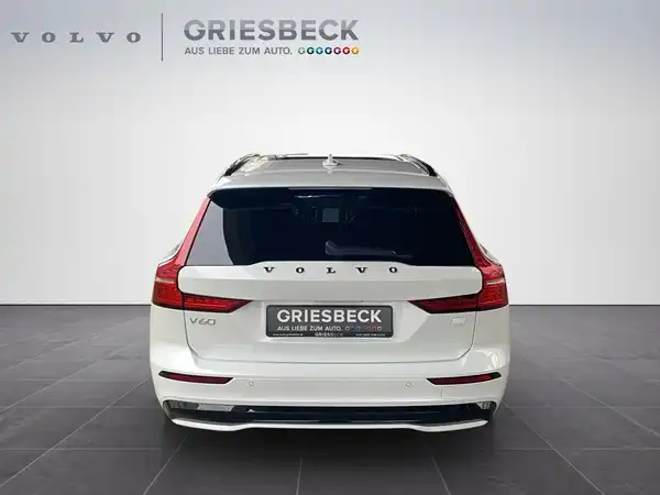 VOLVO V60 (4/23)
