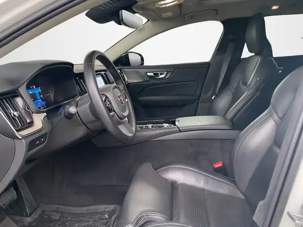 VOLVO V60 (7/23)