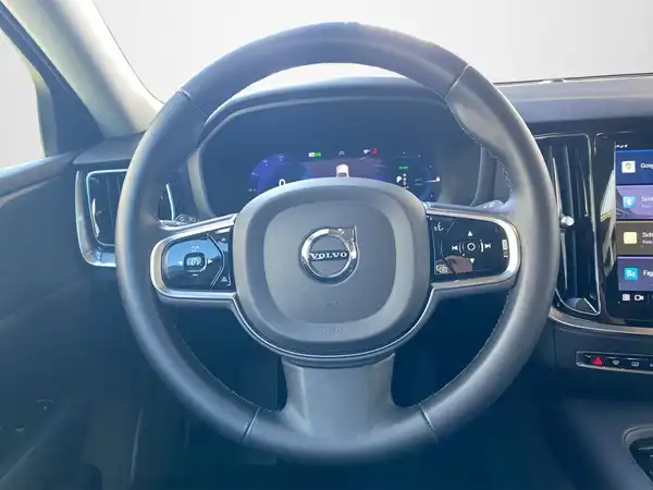 VOLVO V60 (10/21)
