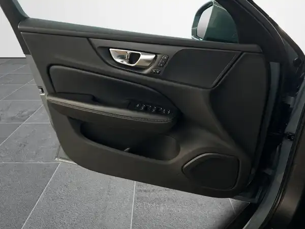 VOLVO V60 (16/18)