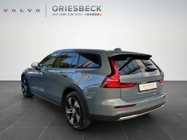VOLVO V60 (3/18)