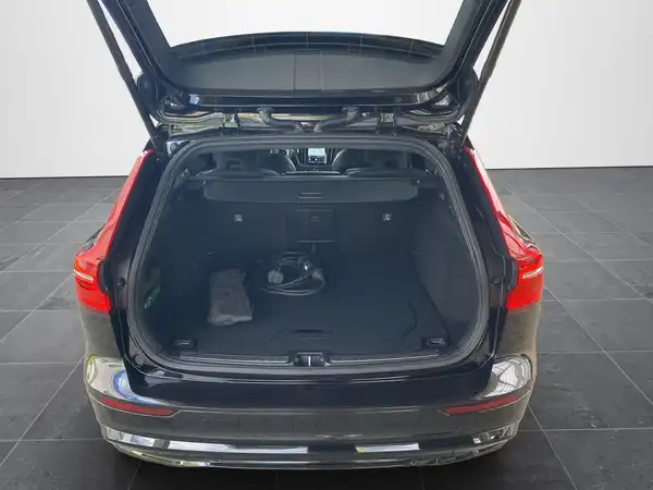 VOLVO V60 (14/21)