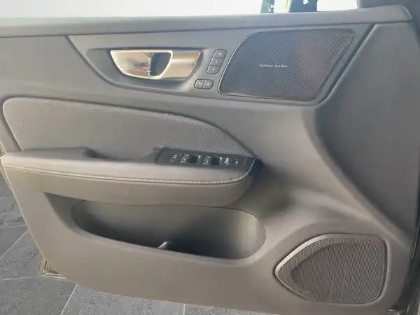 VOLVO V60 (17/21)