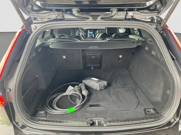 VOLVO V60 (12/18)