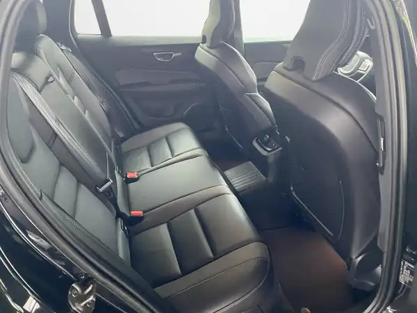 VOLVO V60 (13/22)