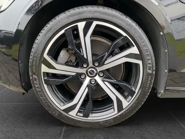 VOLVO V60 (15/22)