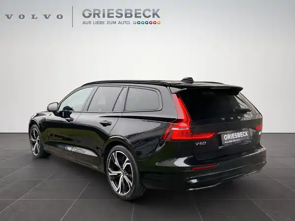 VOLVO V60 (3/22)