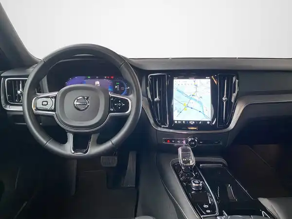 VOLVO V60 (8/22)