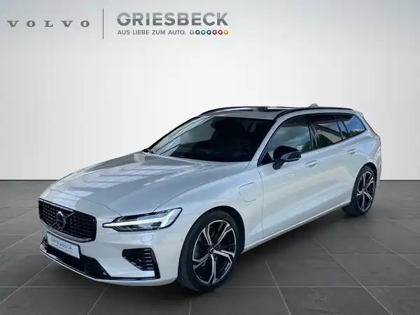 VOLVO V60 (1/22)