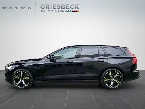 VOLVO V60 (2/22)