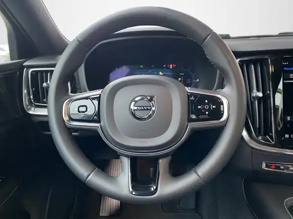 VOLVO V60 (11/24)