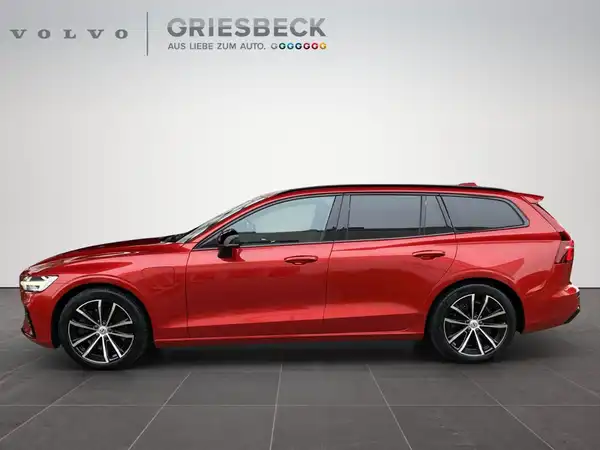 VOLVO V60 (3/24)