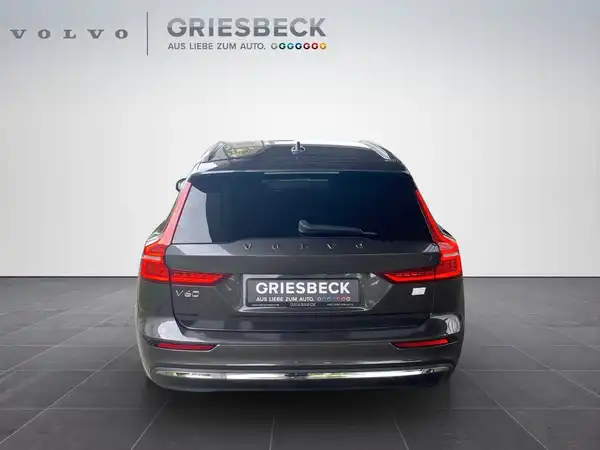 VOLVO V60 (4/21)