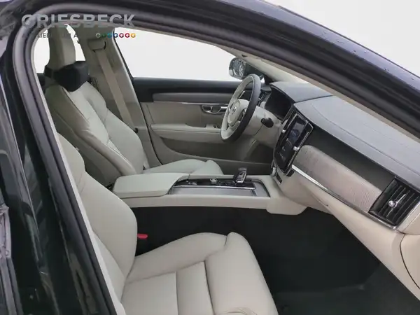 VOLVO V90 (14/19)
