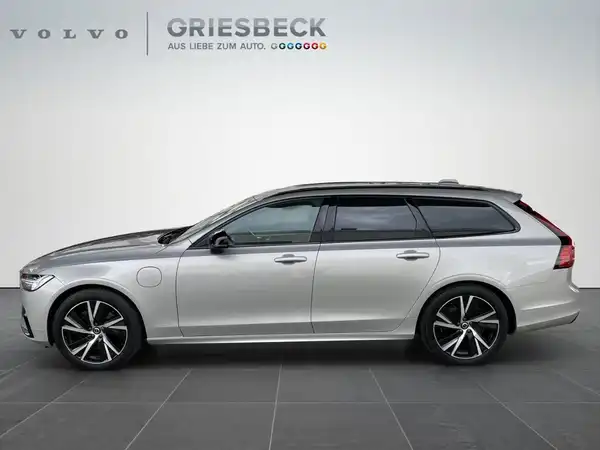 VOLVO V90 (2/23)