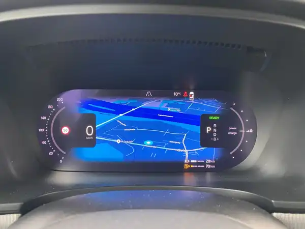 VOLVO V90 (16/23)