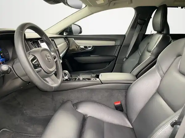VOLVO V90 (7/23)