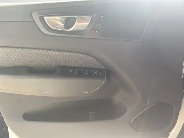 VOLVO XC60 (17/22)