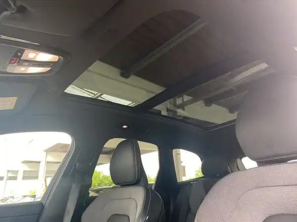 VOLVO XC60 (20/22)