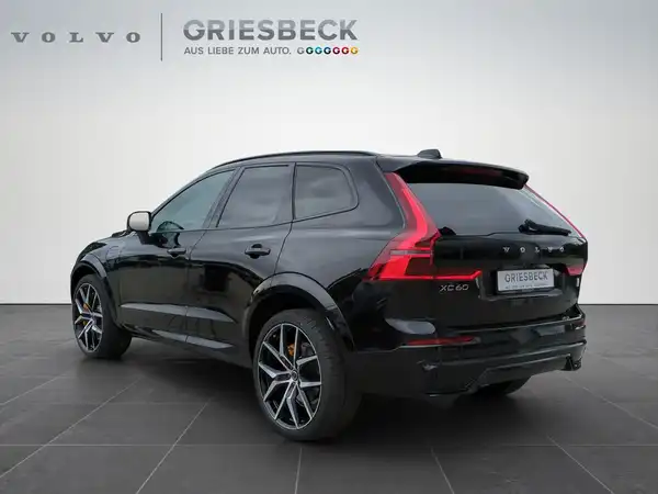 VOLVO XC60 (3/20)