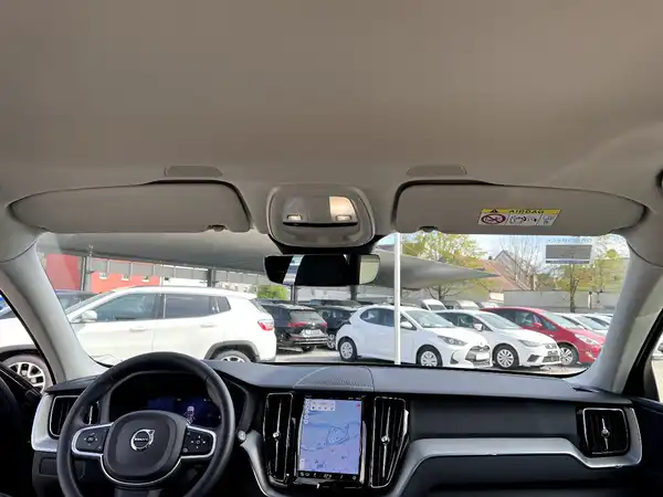 VOLVO XC60 (20/28)