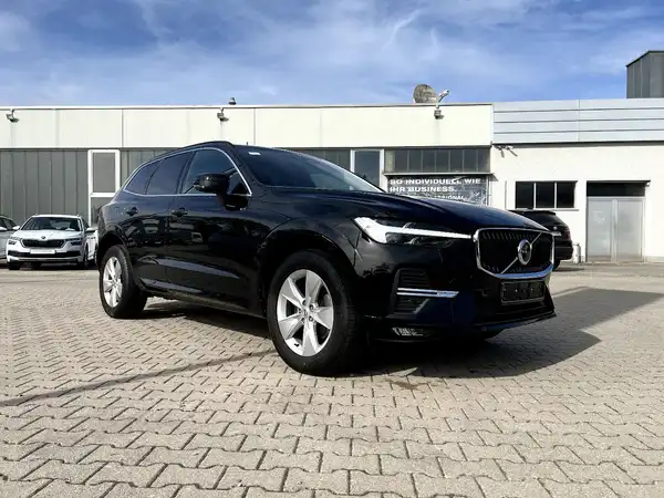 VOLVO XC60 (5/28)