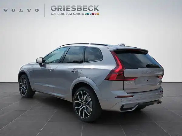 VOLVO XC60 (3/18)