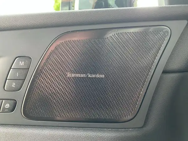 VOLVO XC60 (18/23)