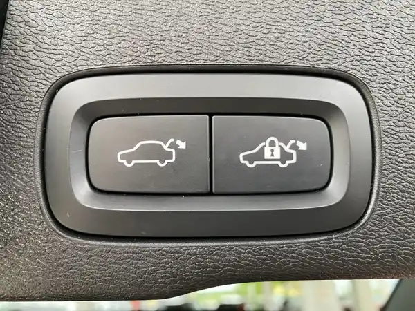 VOLVO XC60 (23/23)