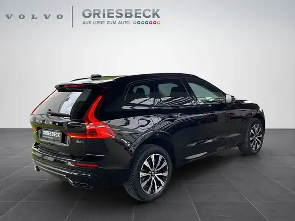 VOLVO XC60 (5/23)