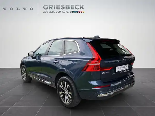 VOLVO XC60 (3/20)
