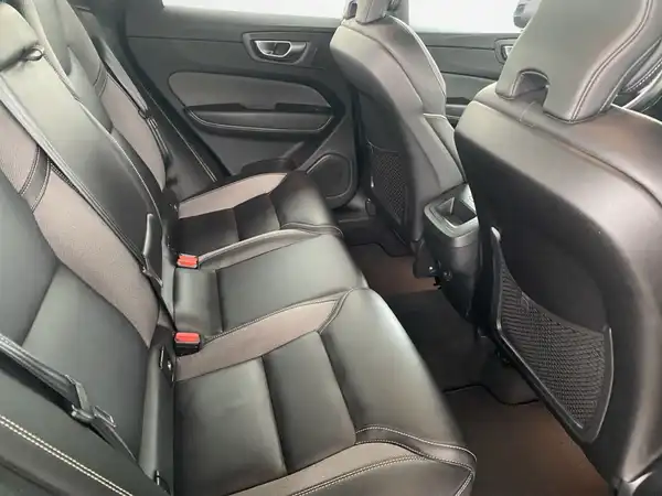 VOLVO XC60 (13/22)