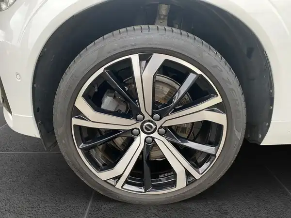 VOLVO XC60 (15/22)