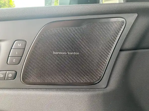 VOLVO XC60 (19/22)