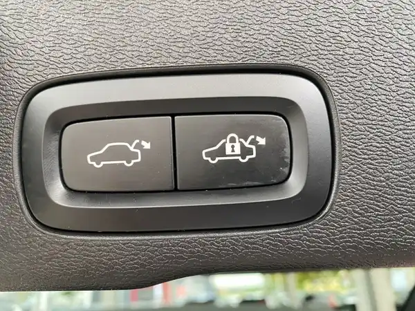 VOLVO XC60 (22/22)