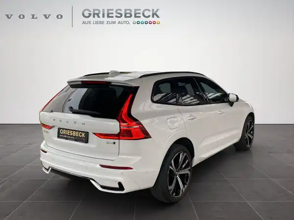 VOLVO XC60 (5/22)