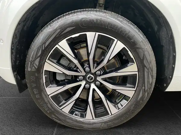 VOLVO XC60 (15/21)