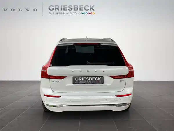 VOLVO XC60 (4/21)
