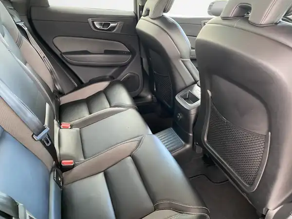 VOLVO XC60 (13/23)