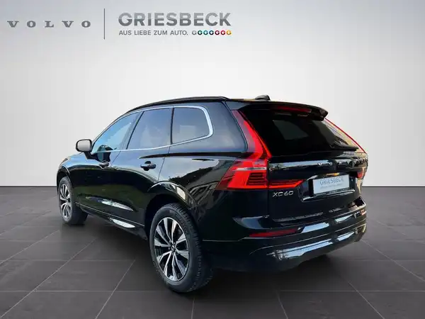 VOLVO XC60 (3/22)