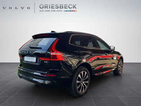 VOLVO XC60 (5/22)