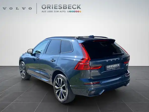 VOLVO XC60 (3/21)