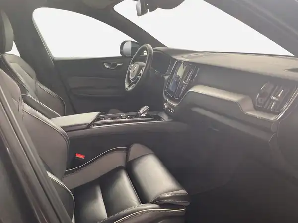 VOLVO XC60 (12/17)
