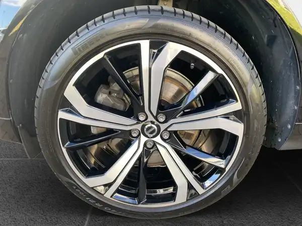 VOLVO XC60 (15/21)