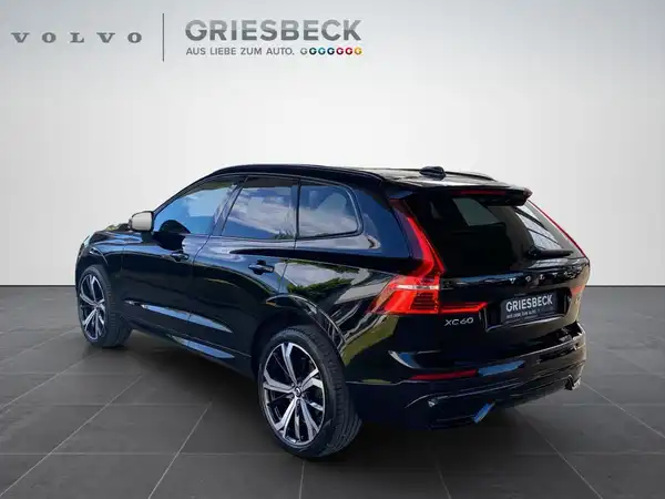 VOLVO XC60 (3/21)