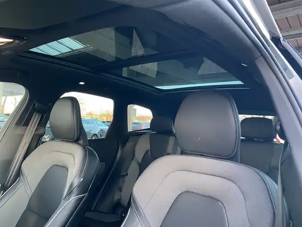 VOLVO XC60 (20/22)