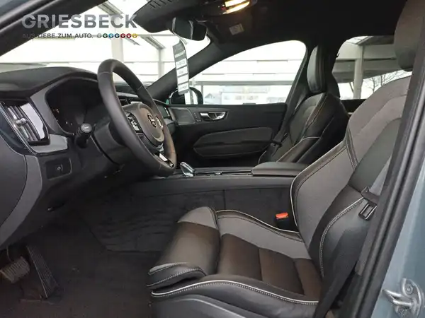 VOLVO XC60 (9/15)