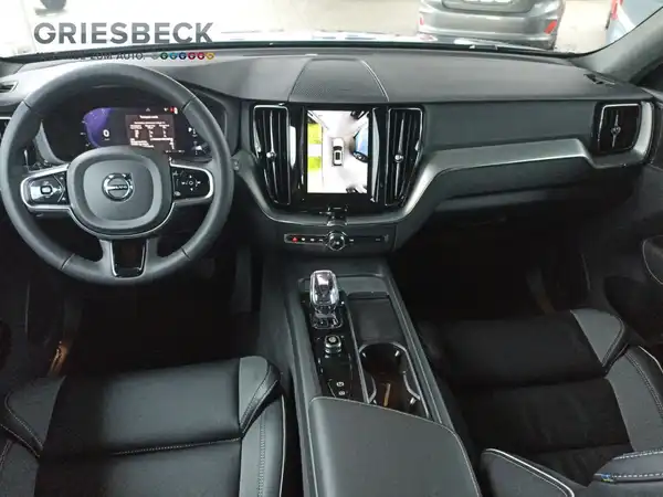 VOLVO XC60 (10/15)