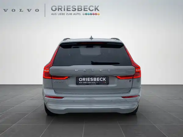 VOLVO XC60 (4/21)